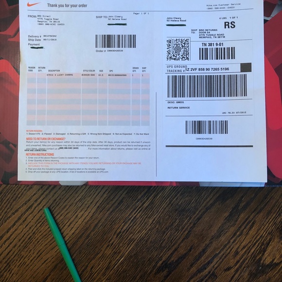 Kyrie 4 Lucky Charms - Picture 8 of 8